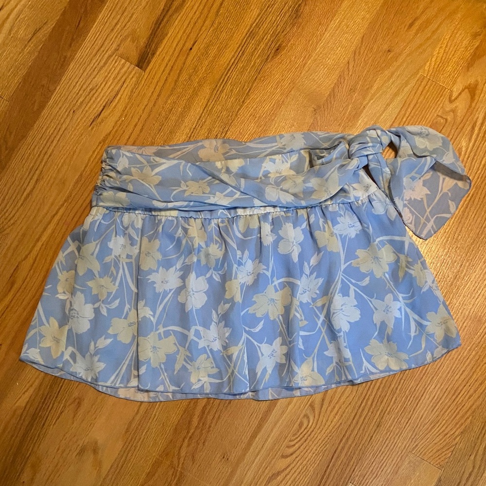 Guess floral mini skirt